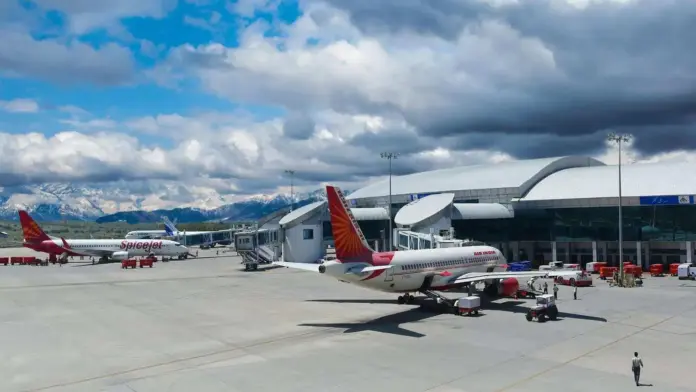 airport_1643957269999_1643957303146