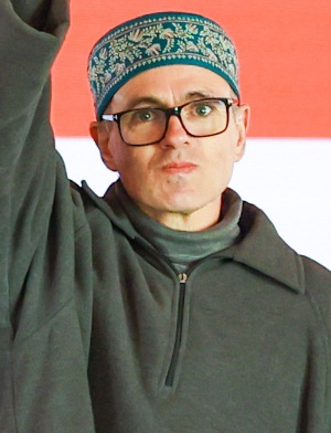 Chief_Minister_of_Indian_UT_of_Jammu_and_Kashmir,_Mr._Omar_Abdullah_(cropped)