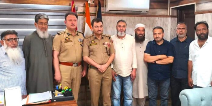 KTMF raises traders’ concerns over traffic arrangements in Srinagar